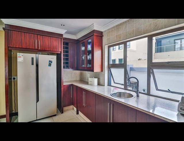 5 BEDROOM HOUSE FOR SALE IN ASPEN HILLS NATURE ESTATE